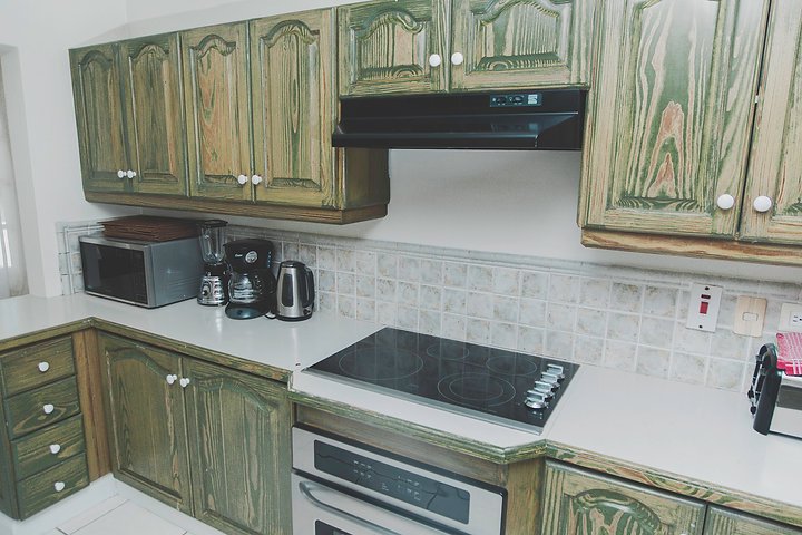 Palexaura Villa, Kitchen 14, Tobago