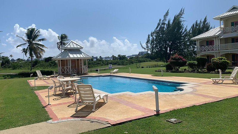 Sea Breeze Apartment, Poolside 2, Tobago